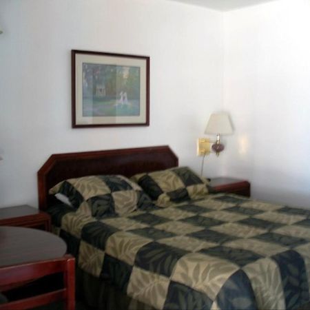 קלאמאת' פולס Golden West Motel מראה חיצוני תמונה