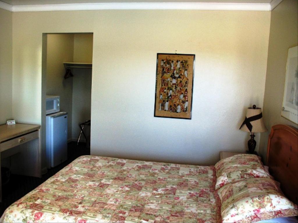 קלאמאת' פולס Golden West Motel מראה חיצוני תמונה